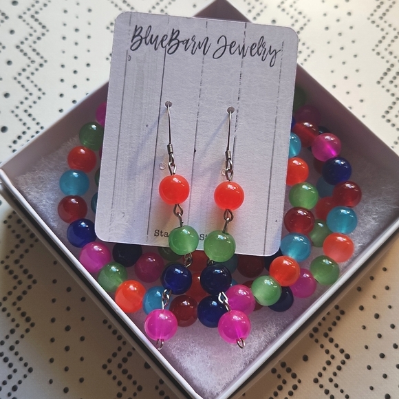 Handmade Bracelet & Earring Set - Picture 3 of 3